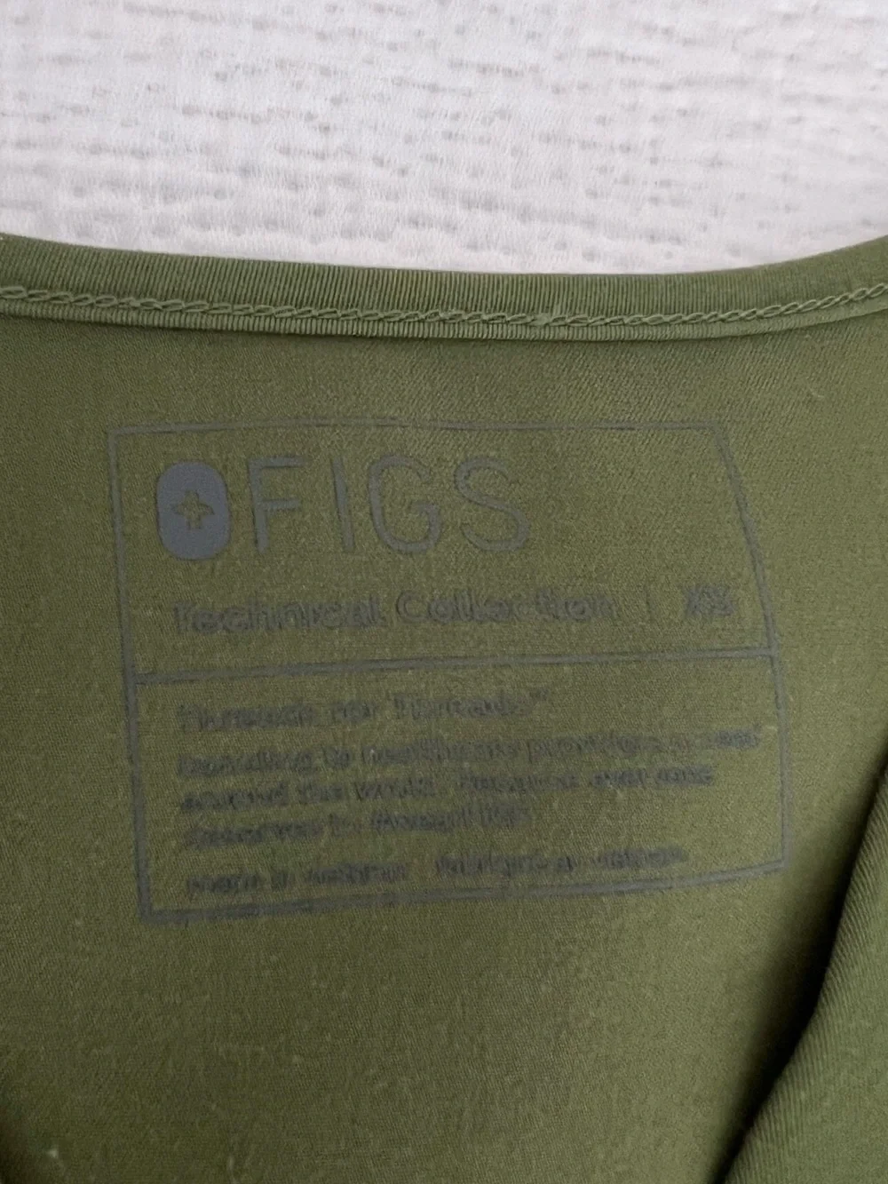 FIGS Dark Olive Catarina One-Pocket Scrub Top XS + Zamora Jogger Pants S Set - Picture 15 of 15